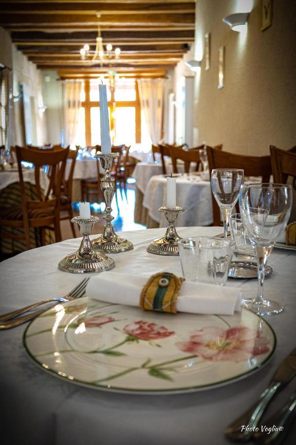 Logis Auberge Le Colombien Villandry Exterior foto