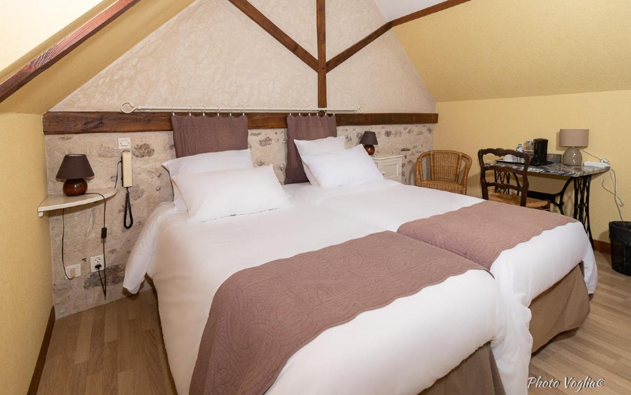 Logis Auberge Le Colombien Villandry Zimmer foto