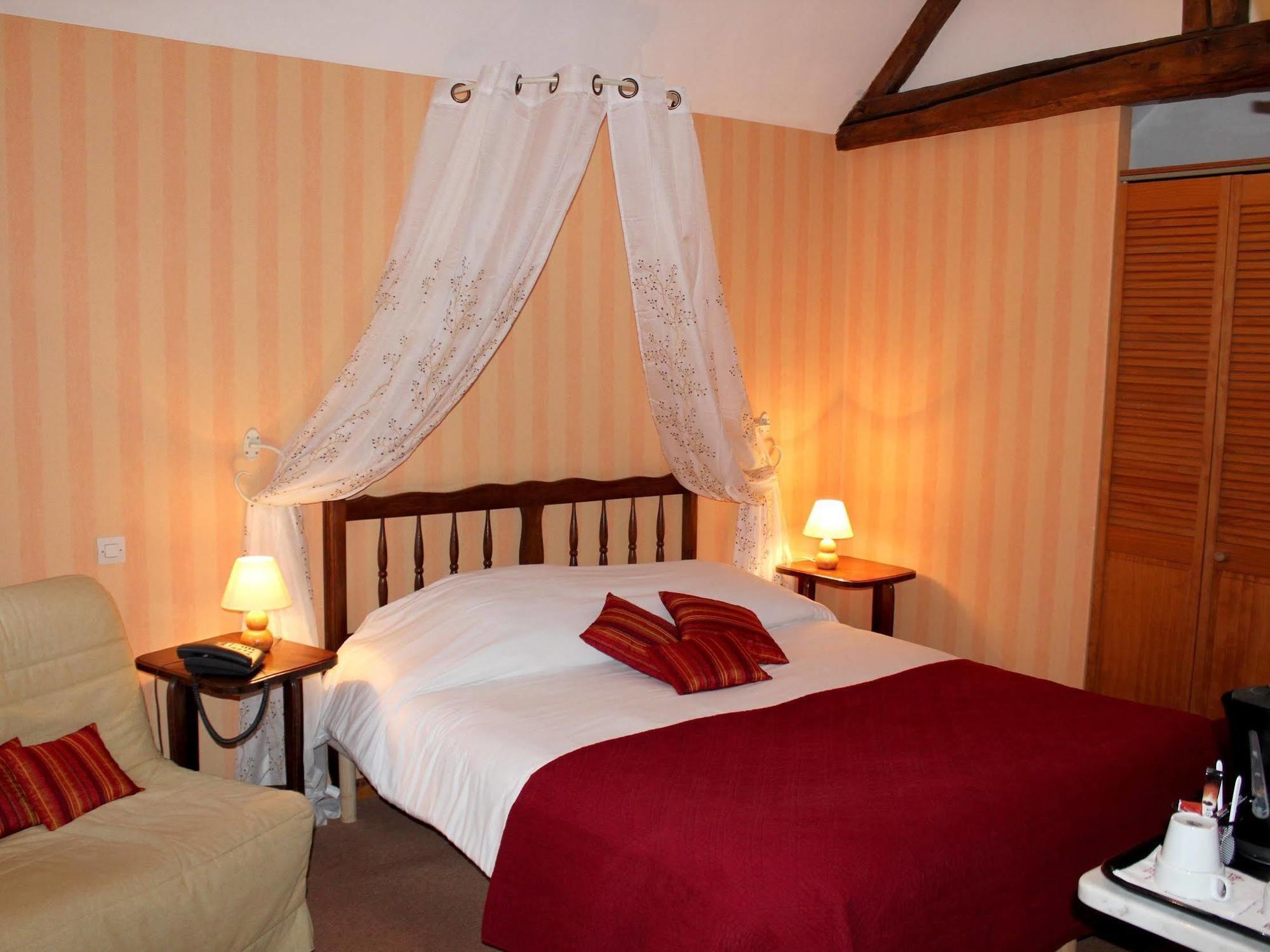 Logis Auberge Le Colombien Villandry Exterior foto