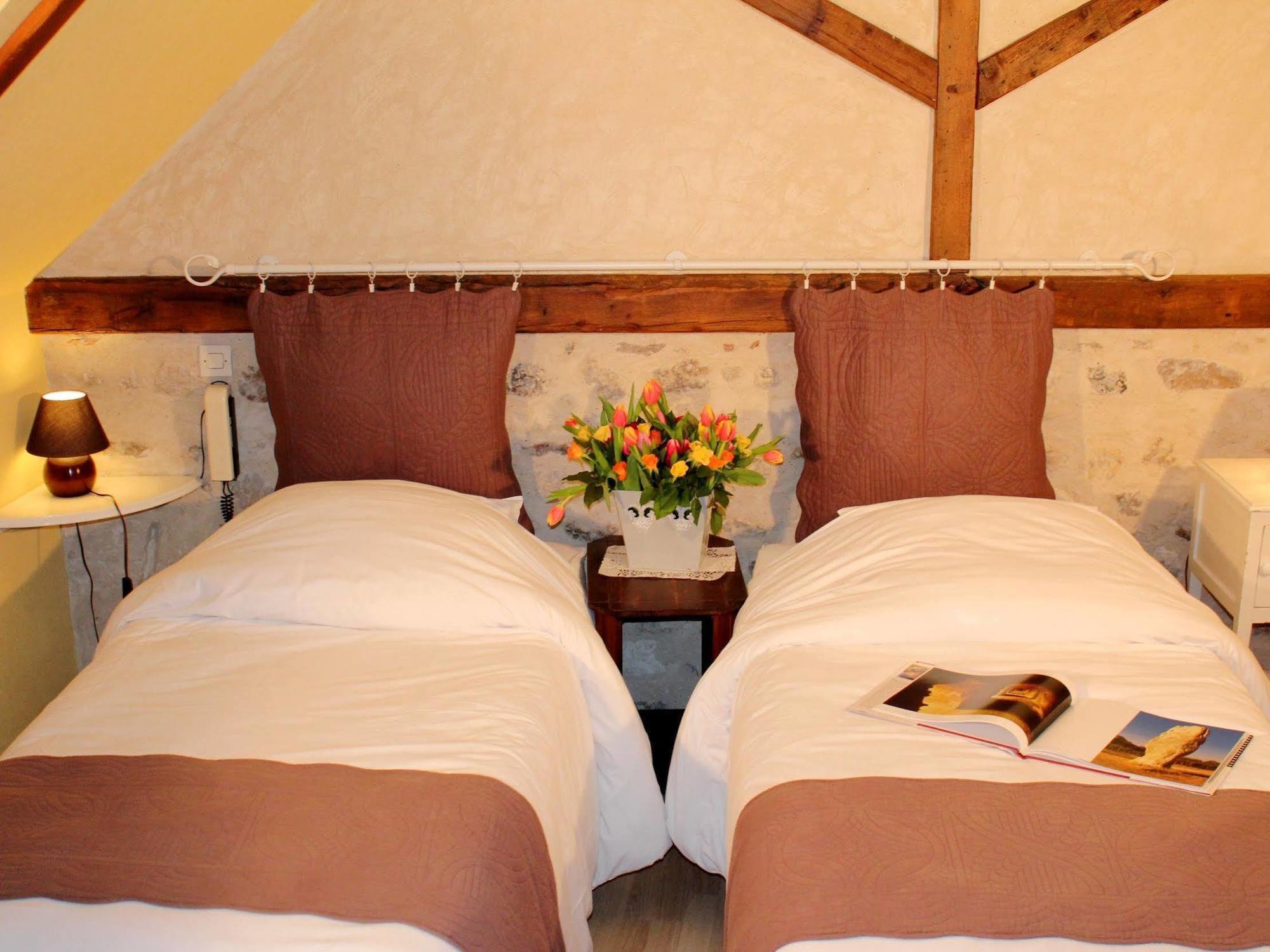 Logis Auberge Le Colombien Villandry Exterior foto