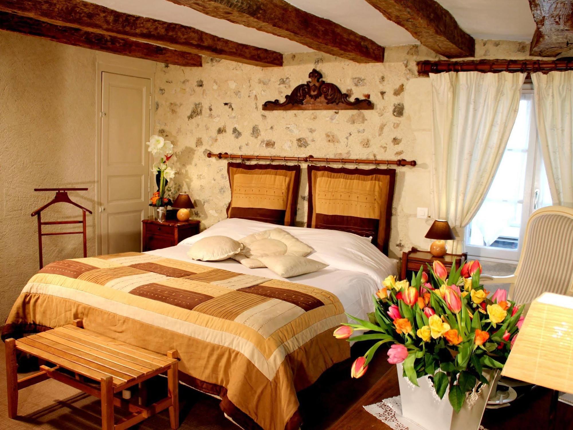 Logis Auberge Le Colombien Villandry Exterior foto